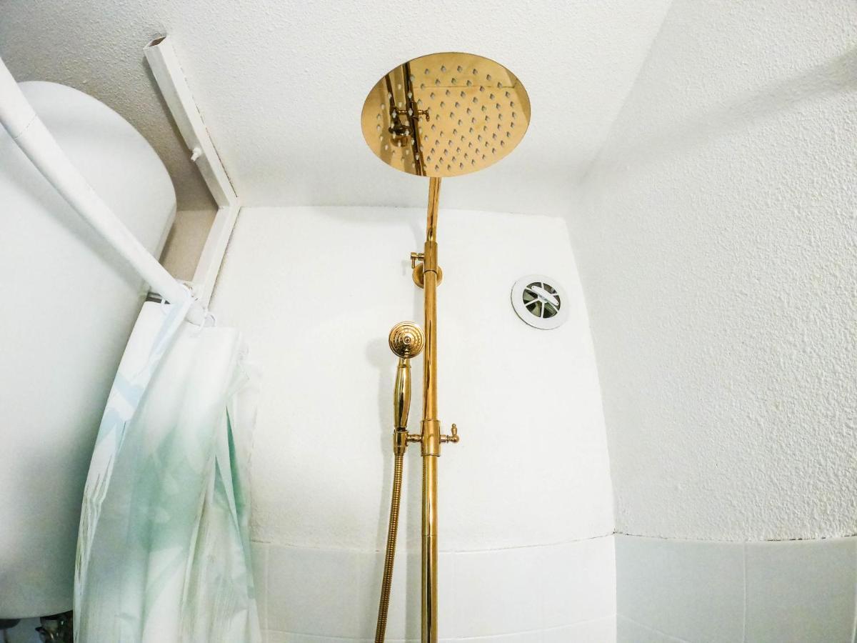 Splendide Appartement Golden House Vue Lac Et Montagne 拉诺维勒港 外观 照片